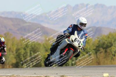 media/Mar-21-2025-CVMA Friday Practice (Fri) [[30cd4fe323]]/5-Racer 4/Session 3 Turn 9 Entry/